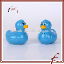 ceramic funny duck shape color glazing salt and pepper